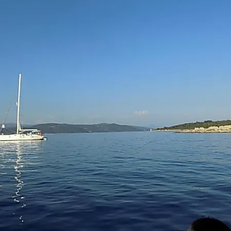 Apartments Villa Nada * Vinišće